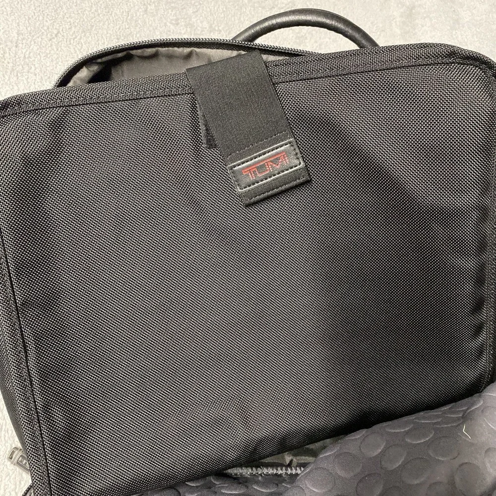 Tumi‎ Laptop Bag Briefcase Black Woven Nylon Padded 15